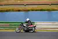 Vintage-motorcycle-club;eventdigitalimages;mallory-park;mallory-park-trackday-photographs;no-limits-trackdays;peter-wileman-photography;trackday-digital-images;trackday-photos;vmcc-festival-1000-bikes-photographs